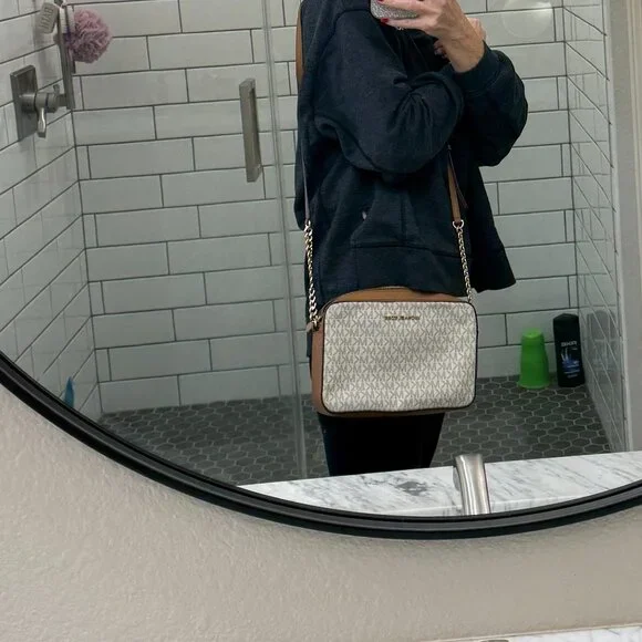 Michael Kors Jet Set Medium Logo Printed Crossbody White & - Picture 8 of 17